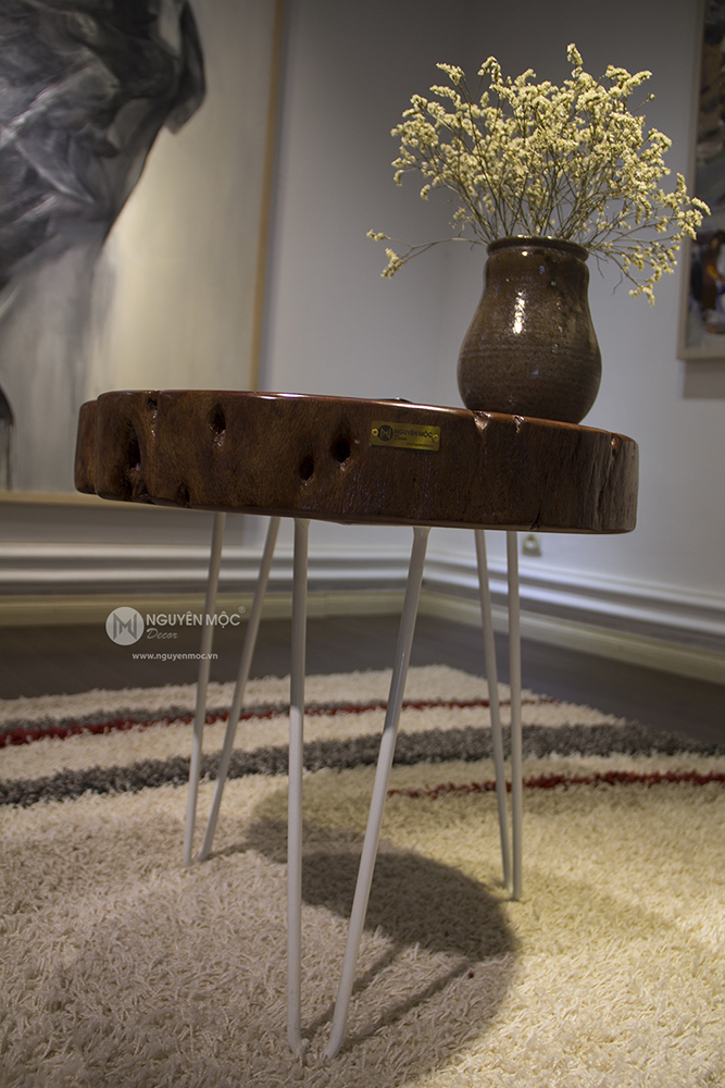 chân sắt hairpin 40cm phù hợp làm chân bàn trà gỗ trong phòng khách