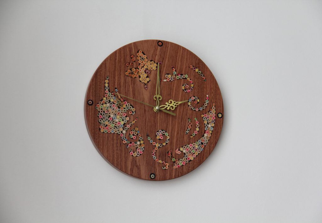 đồng hồ gỗ trang trí nội thất