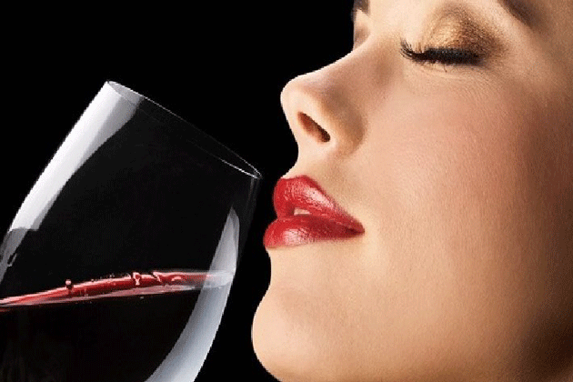 15 Lợi Ích Sức Khỏe Rượu Vang Đỏ Mang Lại Mà Bạn Nên Uống