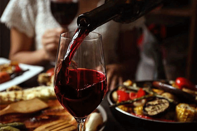 rượu vang đỏ giúp giảm nguy cơ bị ung thư
